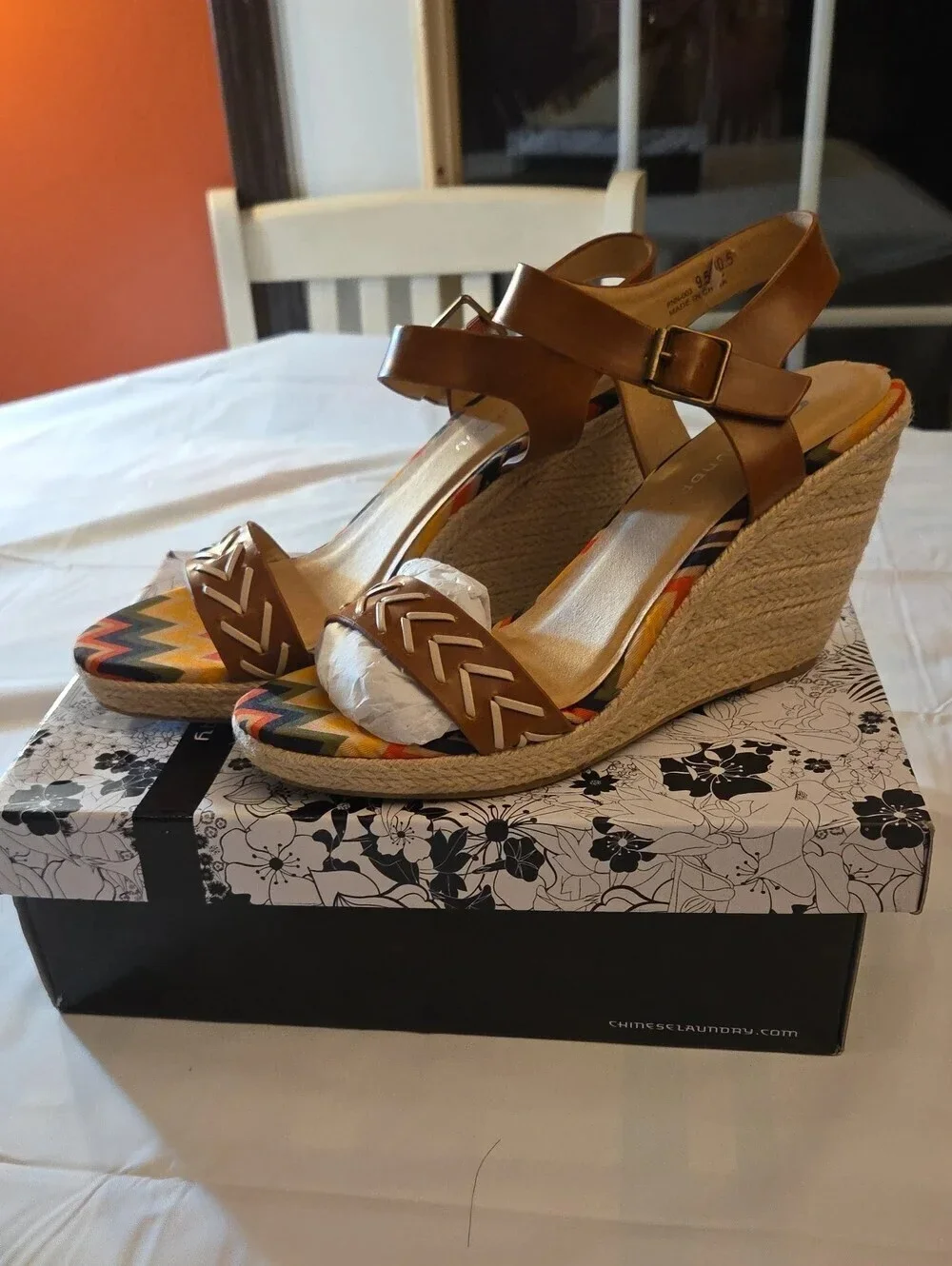 Chinese Laundry Wedge Sandals Women's 8.5 Multicolor Boho Espadrille Platform